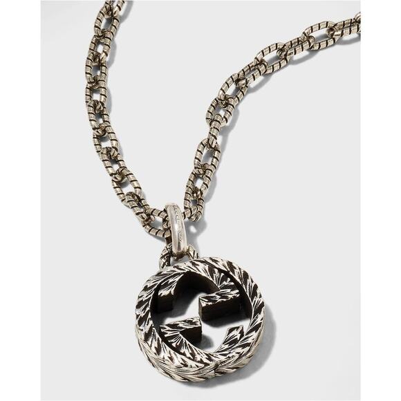 Gucci Textured Interlocking G Pendant Logo Silver Necklace w/ Gift Box NWOT - Picture 2 of 15